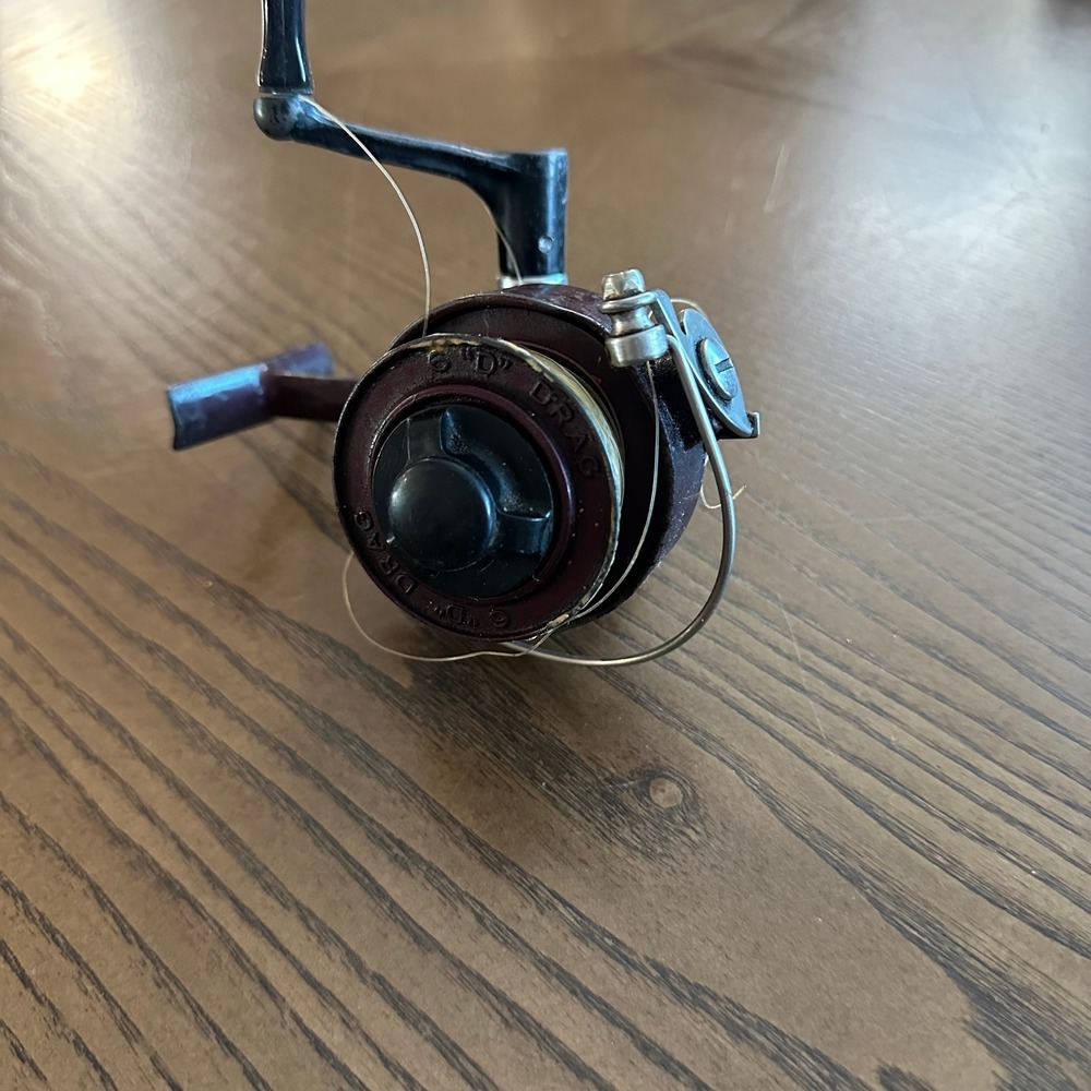Vintage Shakespeare Spinning Reel Maroon Open Face Fishing Reel Front Drag